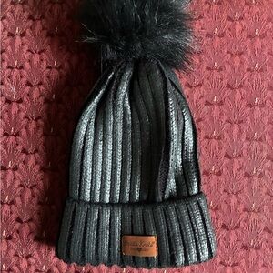 Black Pom-Pom Beanie